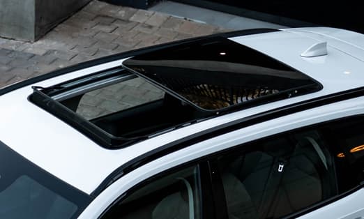 HAVAL H6 PHEV panoramic sunroof